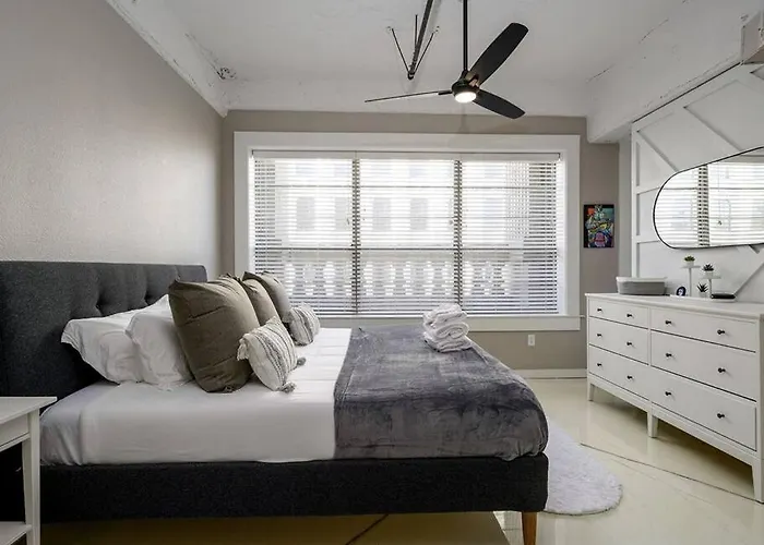 Downtown Memphis Luxury Condo