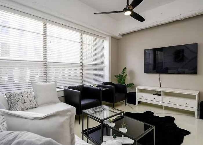 Downtown Memphis Luxury Condo